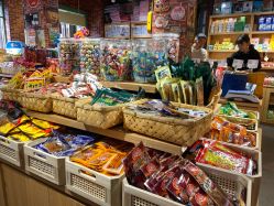 零售区-你好童年(三坊七巷店)