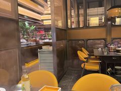 -钱小奴海鲜自助黑金店(杭州滨江龙湖店)