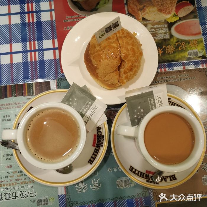 香港新记茶餐厅(香槟广场店)招牌丝袜奶茶图片