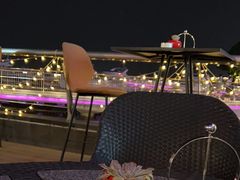 -中茵皇冠假日酒店·棕榈岛湖畔餐厅