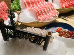 -余欢领鲜火锅(新街口店)