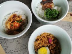 -穹六人间 people 6(岳阳路店)