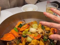 -七欣天香辣蟹火锅(闵行浦江欢乐颂店)