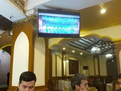 -维吾尔餐厅(宜山路店)