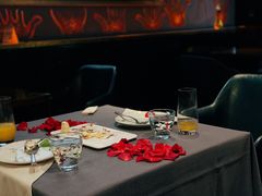 -YUE·6·西式融合餐厅(外滩六号店)