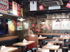 -肥汁米蘭香港米线(定西路店)