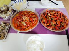 -扒虾小妹儿麻辣海鲜(宏图街店)