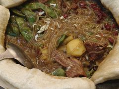 -哈尔滨烧烤·山河村铁锅炖(交大店)