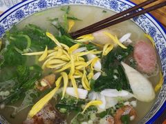 -桥馫源蒙自过桥米线(蒙自店)