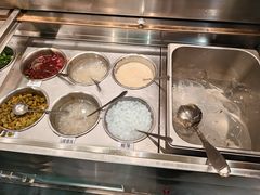 -成都你六姐·牛肉冒菜(信泰中心商场店)