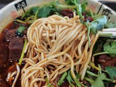 牛肉拉面-华中科技大学百景园(三楼酒店)