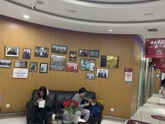 -雅悦齿科(顾村公园店)