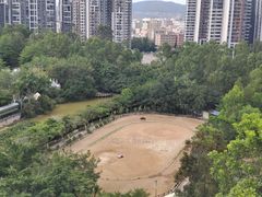 -龙凤山庄影视度假村
