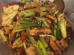 -渔语鱼酸菜鱼新川菜(来福士店)