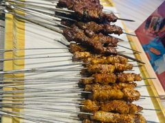 -街角等你.大连海鲜烧烤.经典铁板海鲜串(西安路店)