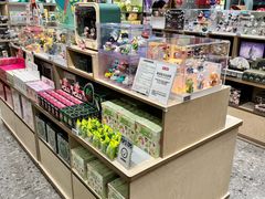-泡泡玛特POPMART(杭州乐堤港店)