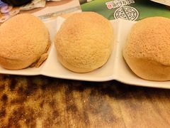 酥皮焗叉烧包-添好运点心专门店(深水埗店)