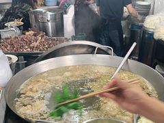 -啊墨江牛烂烀米线