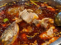 -肖肖酸萝卜鱼火锅(总店)
