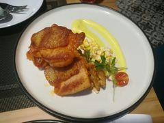 鸡肉配玉米沙拉-清真·艾美可餐厅(大悦汇店)
