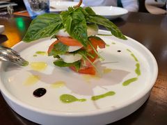 -卡佩罗意大利餐厅及酒吧Al Cappello Trattoria