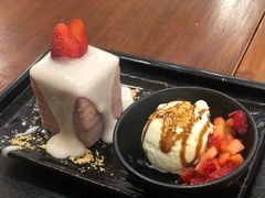 草莓芋泥蛋糕-鲜芋仙(群光广场店)