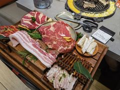 -轻烧烤肉(光谷步行街店)