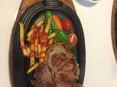 -爱丽丝牛排西餐厅(光谷步行街店)