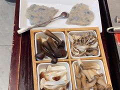 -洞子口重庆鲜货火锅(楚翘城旗舰店)