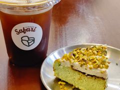 -SAFARI COFFEE