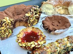 -HOT CRUSH趁热集合·现烤面包(环球港店)