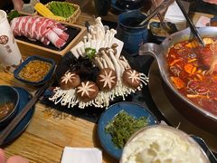 -湊湊火锅·茶憩(上海合生汇店)