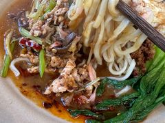 -方铲铲·成都板凳面(滨江银泰店)