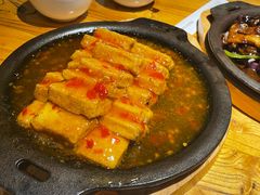 -苹果树下艺术餐厅(宋庄店)