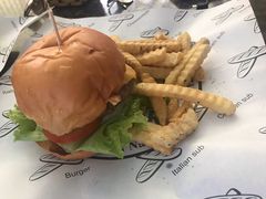-BURGER BRO'S