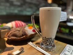 大红袍珍珠奶茶-湊湊火锅·茶憩(杭州湖滨银泰in77店)