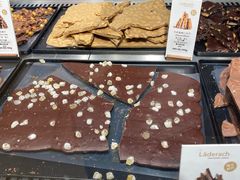 -Laderach 莱德拉(上海环贸iapm店)