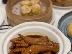 鲍汁凤爪-白天鹅宾馆-宏图府餐厅