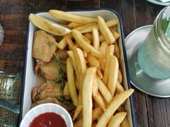 美式风味炸鸡翅配薯条-MIKAKU(万达广场上海宝山店)