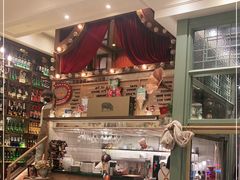-玛格萝妮比萨屋(四平店)