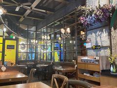 -玛格萝妮(汇智国际商业中心店)