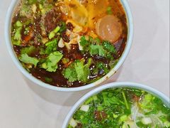 -全家福米线