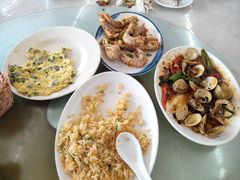 -红月湾海鲜饭店•沙滩海景(双月湾店)