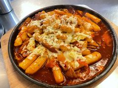 海鲜芝士炒年糕-MI WU FACTORY米屋美食工厂餐厅(绿地店)