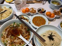 -裕兴记•蟹黄面馆(人民广场店)