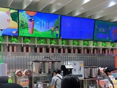 -CoCo都可(湖滨银泰店B区店)