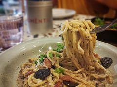 -MOMENTI手工意面(晶耀前滩店)