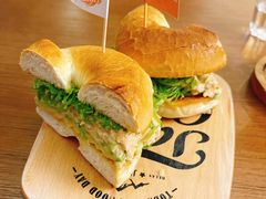 -Catch Bagel(芳草地店)