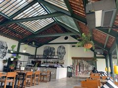 -喜洲吧·江畔老船厂·庭院餐厅(喜临院店)