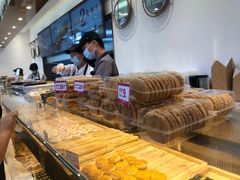 面包甜点陈列柜-東更道点心行(文化东路店)